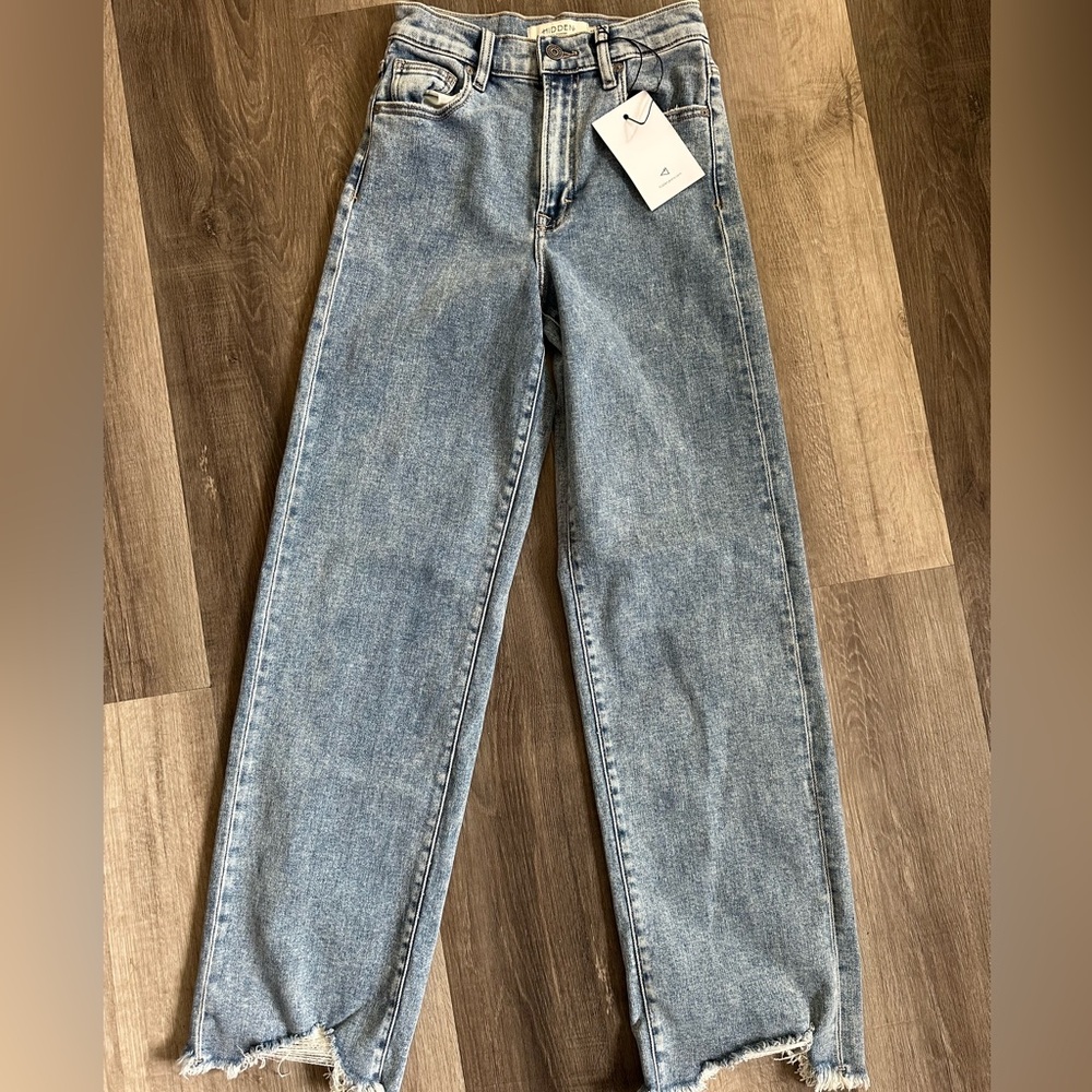 Blue Boyfriend Jeans with Relaxed Fit